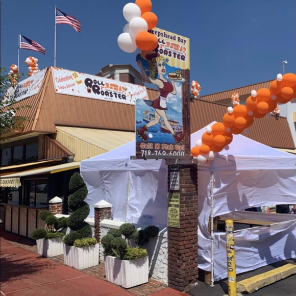 Roll N Roaster Brooklyn NY *  50th anniversary Collectible Mask - Picture 2 of 8